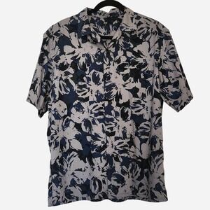 UNIQLO boho floral print short sleeve button up shirt blue and grey Men's Size M